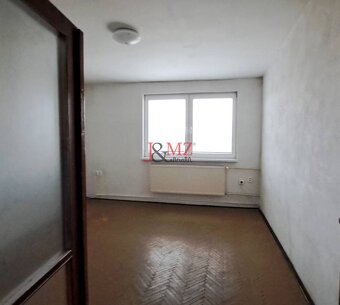 Rodinný dom a Bytový dom, 1.645 m2, Kalná nad Hronom (SM-817 - 18