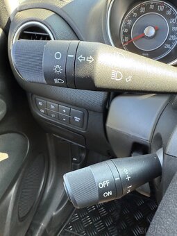 Fiat Grande Punto 1.4i Climatronic, len 55 tis. km, TOP stav - 18