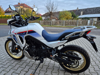 Prodám Honda XL750 Transalp , r. v. 2023, ABS, TC, ČR - 18
