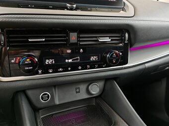 Nissan Qashqai N-Connecta 1.3 DIG-T // AJ NA SPLÁTKY - 18