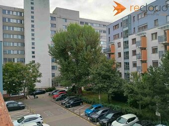 Prenájom 4-i. bytu v centre, s terasou, možnosť parkovať vo  - 18