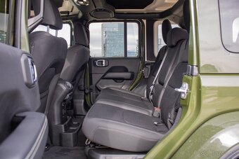Jeep Wrangler 2.0 PHEV Sahara 4xe A/T / ZÁRUKA / ODPOČET DPH - 18