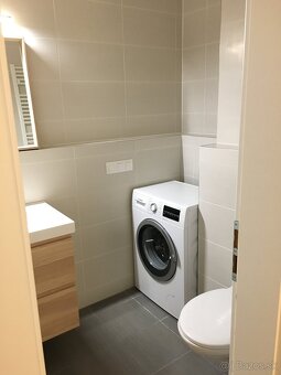 2 izbový byt s balkónom a parkovacím miestom - 18