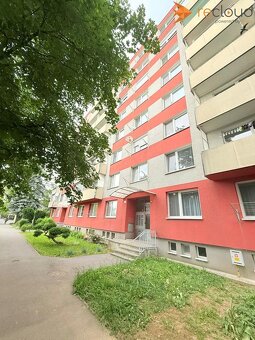 Na prenájom priestranný 3-izbový byt s výhľadom na Zobor, Ni - 18