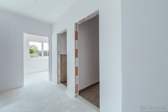 Na predaj 3-izbový byt s vlastnou záhradou vo Veľkom Orvišti - 18