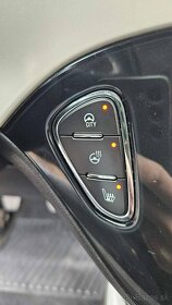 Opel Adam 1.4 64 kW klima vyhř.sedačky a volant park.senzory - 18