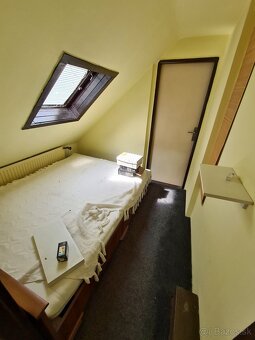 5i. rodinný dom s hosp. budovou CENTRUM Dunajská Lužná - 18