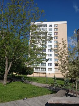 1-izbový byt s dvoma loggiami v centre mesta Brezna - 18