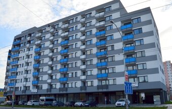 Na predaj moderný 2-izbový byt s loggiou, pivnicou a garážov - 18