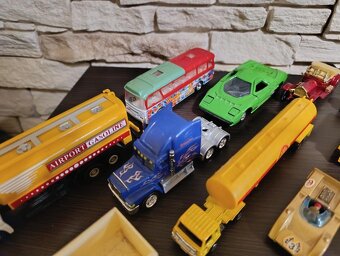 Autíčka staré modely angličáky 80. léta. - 18