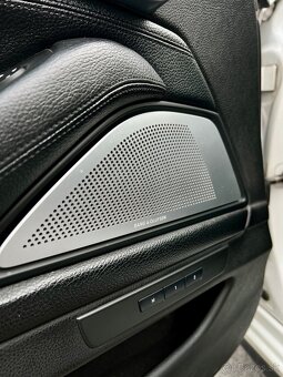 BMW 535d xDrive F10 LCI – 230 kW | M-Paket | TOP výbava - 18