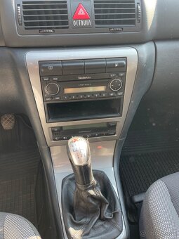 SKODA OCTAVIA COMBI 1 1.9TDI 4X4 2003 - 18