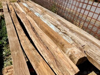 Staré dubové hranoly a trámy - ručne kresané - 18