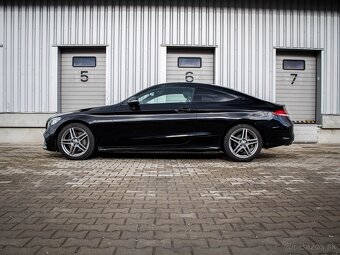 Mercedes-Benz C 300d Coupe AMG Line - 18