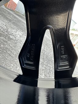 Predam BMW sadu diskov R21 spolu s pneu na BMW X3/X4 - - 18