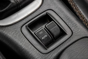 Mazda MX-5 NB 1.6 81kW, M5, Mohair + Vyhrievané sedadlá - 18