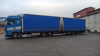 Jumbo, průjezdná souprava Mercedes Benz Actros - 18