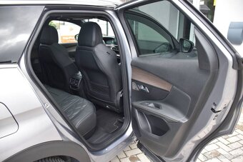 Peugeot 3008 1.6 Hybrid 225k GT Pack A/T - 18