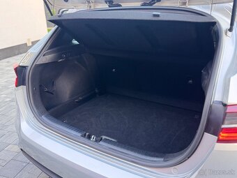 Kia Ceed 1.6Crdi m2020 manual - 18