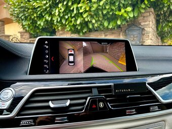 BMW Rad 7 730d xDrive A/T - 18