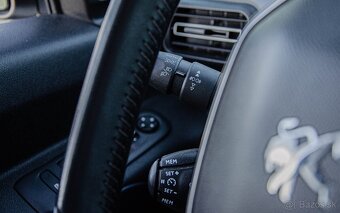 Peugeot Rifter 1.5 BlueHDi 130k Allure - 18