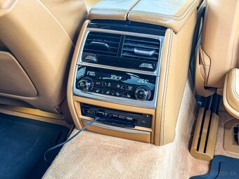 BMW Rad 7 750Li xDrive A/T - 18