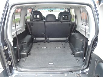 Mitsubishi Pajero 3,2 Di-D Aut. 4x4 Kůže 7.míst ČR 2006 - 18