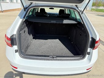 Škoda Superb Combi 2.0 TDI - 18
