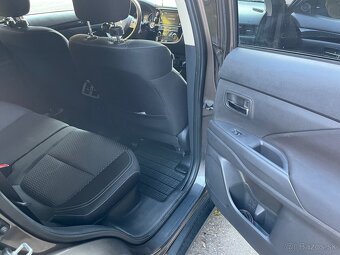Mitsubishi Outlander - 18
