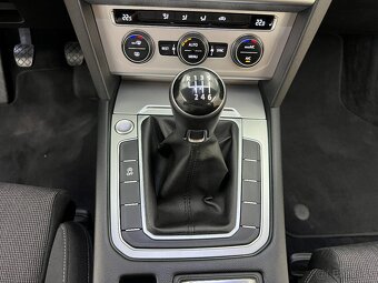 Volkswagen Passat Variant 2.0 TDI BMT Comfortline - 18