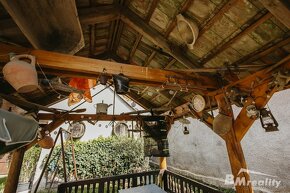 Tradičný rodinný dom s veľkým pozemkom a ovocnou záhradou - 18