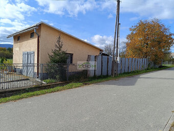 Bystré – slnečný, rovinatý pozemok s hosp. budovou, 872 m2 - 18