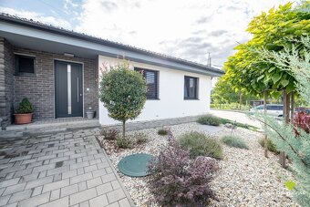 Nový 4 izbový bungalov s dokonalým prevedením - 18