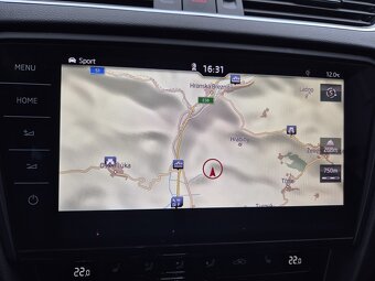 Škoda Octavia Combi RS FL 135 kW 4x4  7°automat - 18