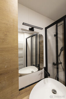 Na PRENÁJOM menší 3i byt na ul Tomášikova - 18