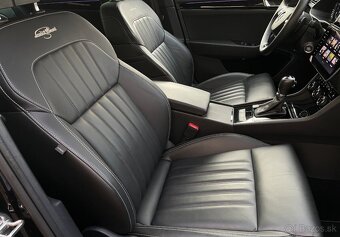 Škoda Superb 2.0 TDI LAURIN & KLEMENT CRYSTAL MATRIX PANO. - 18
