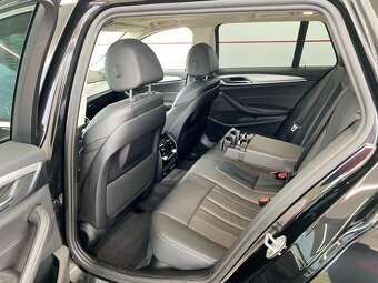 BMW 520d Touring 140kW xDrive AT/8 - 18