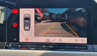 VW GOLF VARIANT 2.0 TDI STYLE DSG - 18