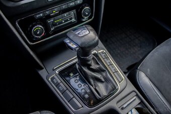 Škoda Superb Combi 2.0 TDI CR AJ NA SPLÁTKY / PROTIÚČET / - 18
