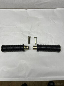 - Nové - KOLENO  VÝFUKU - na STELLU - orig. - 18