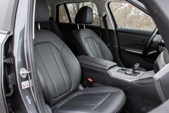 BMW Rad 3 Touring 318i A/T - 18