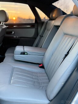 Audi A8 D2 4.2 V8 benzín 228kw - 18