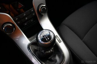 Chevrolet Cruze 1.8 16V LT - 18