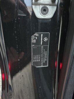 Mercedes-Benz E trieda Kupé 220 CDI BlueEFFICIENCY 7G - 18