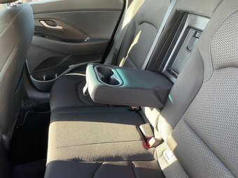 Hyundai i30 1.4 t-gdi - 18