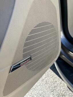 VW Tiguan 2.0 TDI 103 kW 4x4 automat - 18