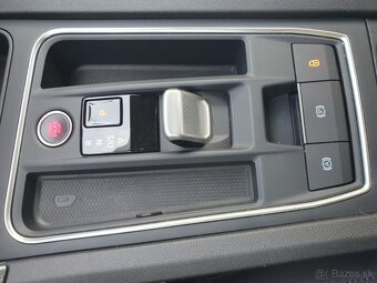 Predám Seat Leon Combi Style 2.0 Tdi DSG 4x4 Virtual cockpit - 18