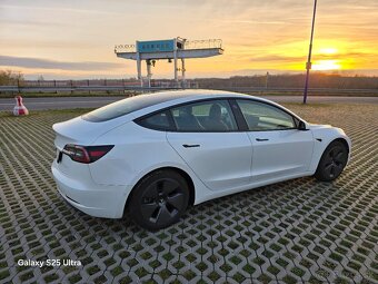 Tesla model 3 Long Range 366 kw Refresh model 2021 - 18