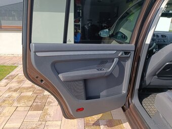 P: VOLKSWAGEN TOURAN 1.6 TDI, 2012, STYLE, DSG, TOP STAV - 18