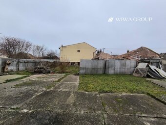 Starší rodinný dom na predaj - Dvory nad Žitavou - 18